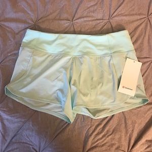 NWT Size 8 Lululemon Mint Run Times II Shorts